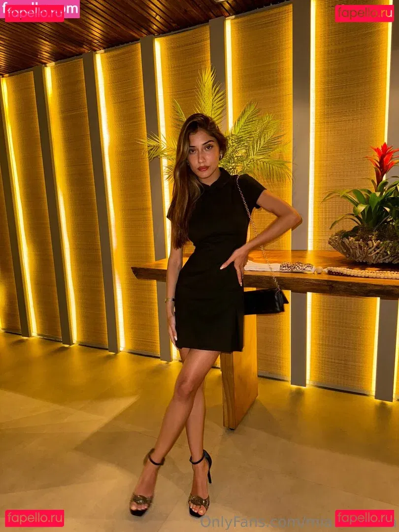 Mia Valencia Onlyfans Photo Gallery 