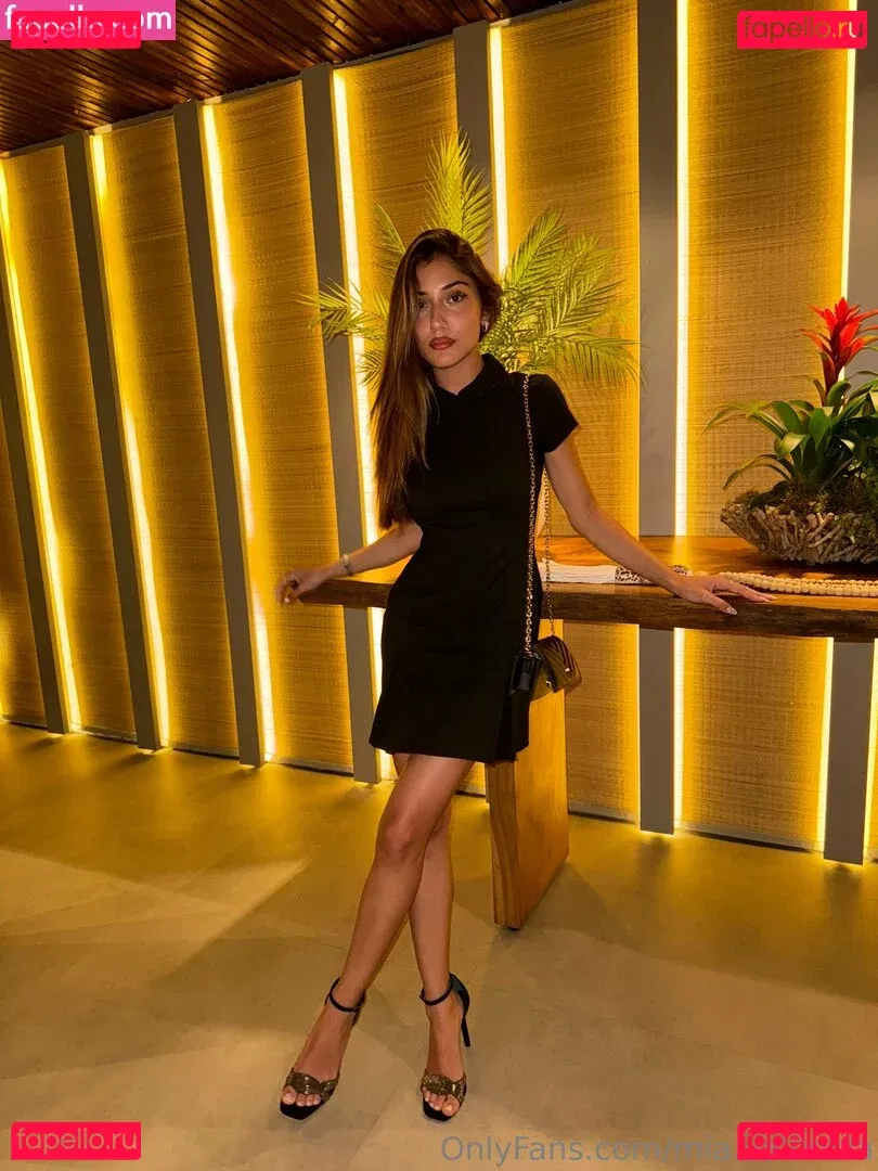 Mia Valencia Onlyfans Photo Gallery 