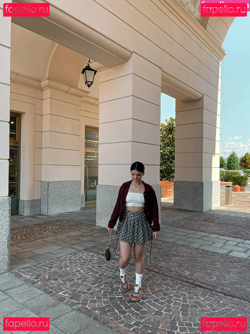 missmalou__ Onlyfans Photo Gallery 