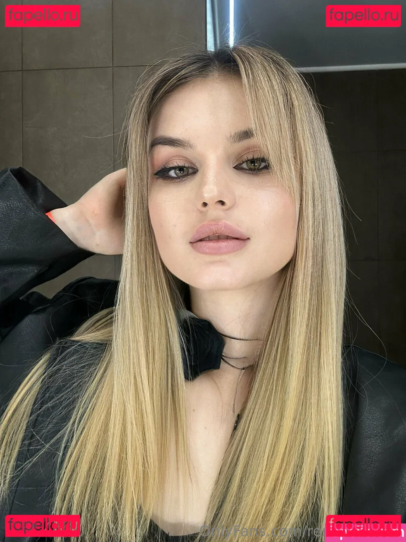 missmalou__ Onlyfans Photo Gallery 