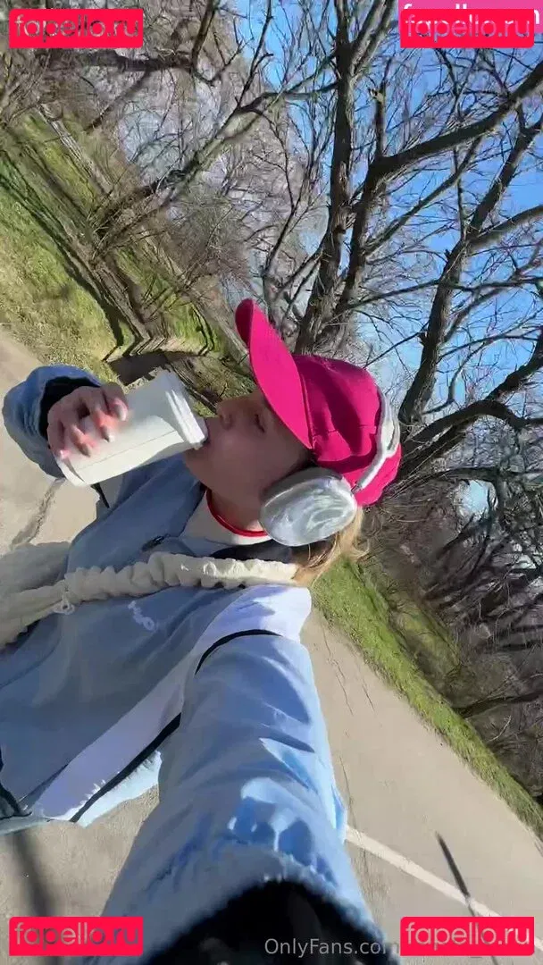 missmalou__ Onlyfans Photo Gallery 