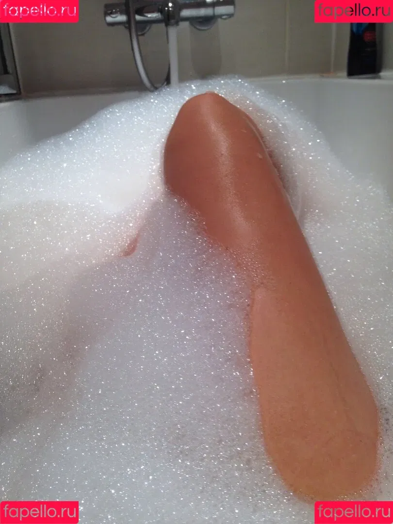 Holly Eriksson Onlyfans Photo Gallery 
