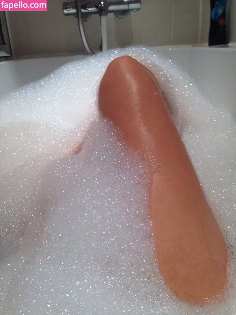 Holly Eriksson Onlyfans Photo Gallery 