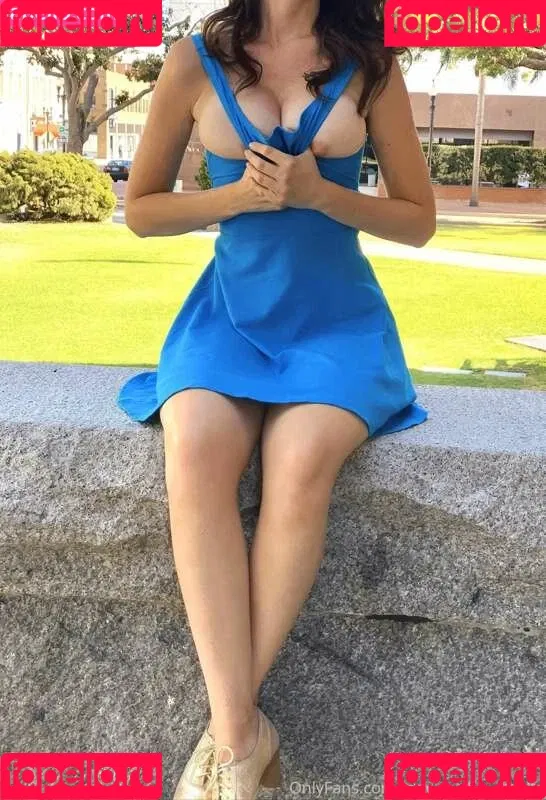 Ellie James Onlyfans Photo Gallery 