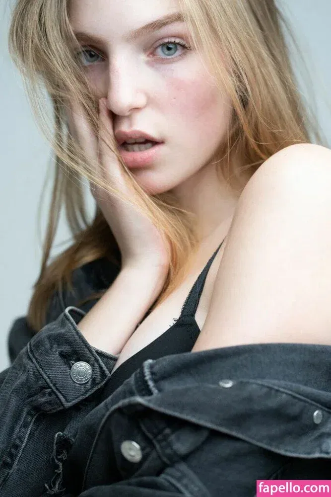 Maya Peled Onlyfans Photo Gallery 