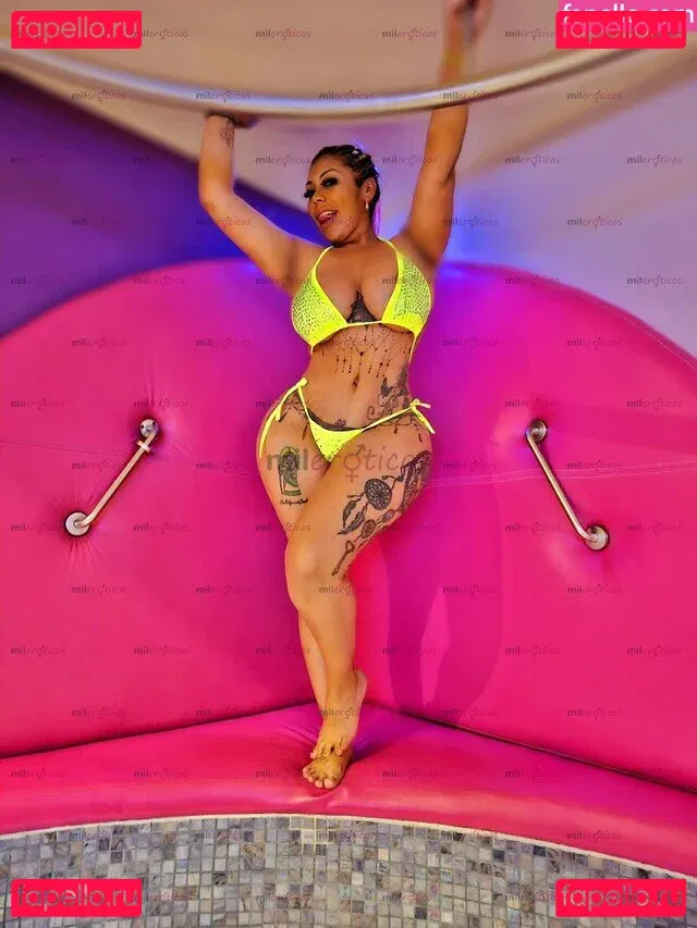 Sharon Piel Morena Onlyfans Photo Gallery 