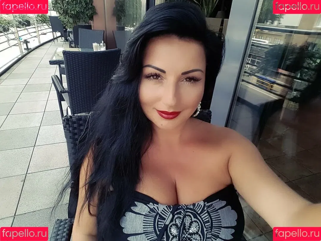 Rita Kyslinger Onlyfans Photo Gallery 