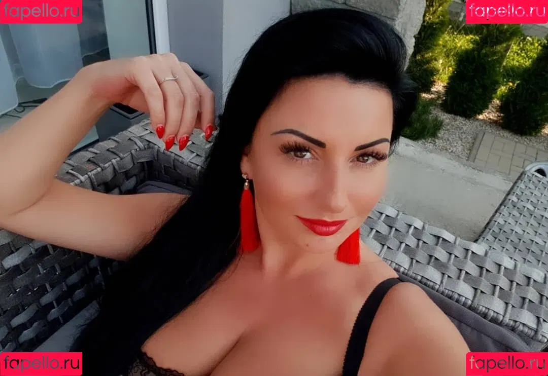 Rita Kyslinger Onlyfans Photo Gallery 