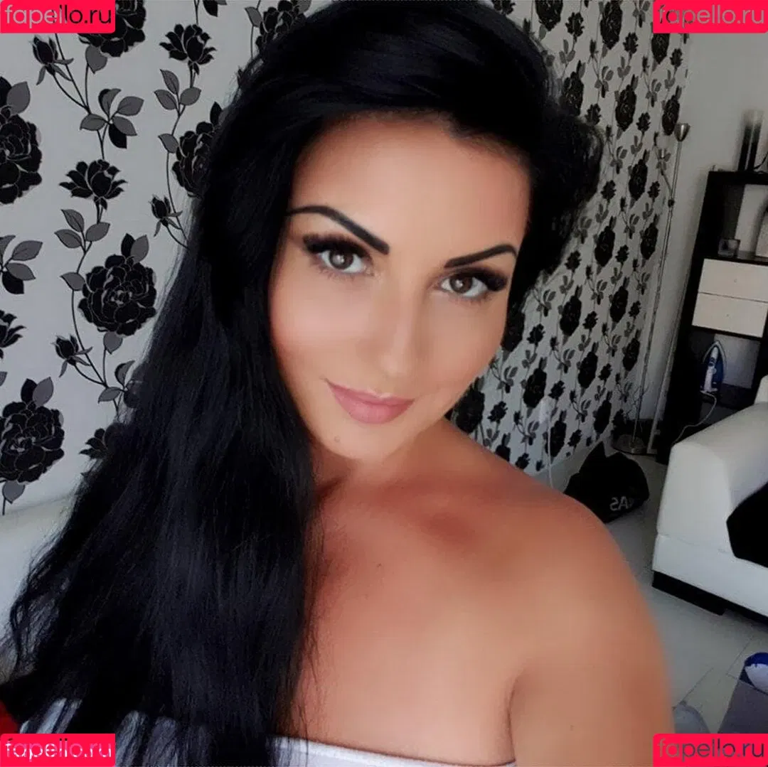 Rita Kyslinger Onlyfans Photo Gallery 
