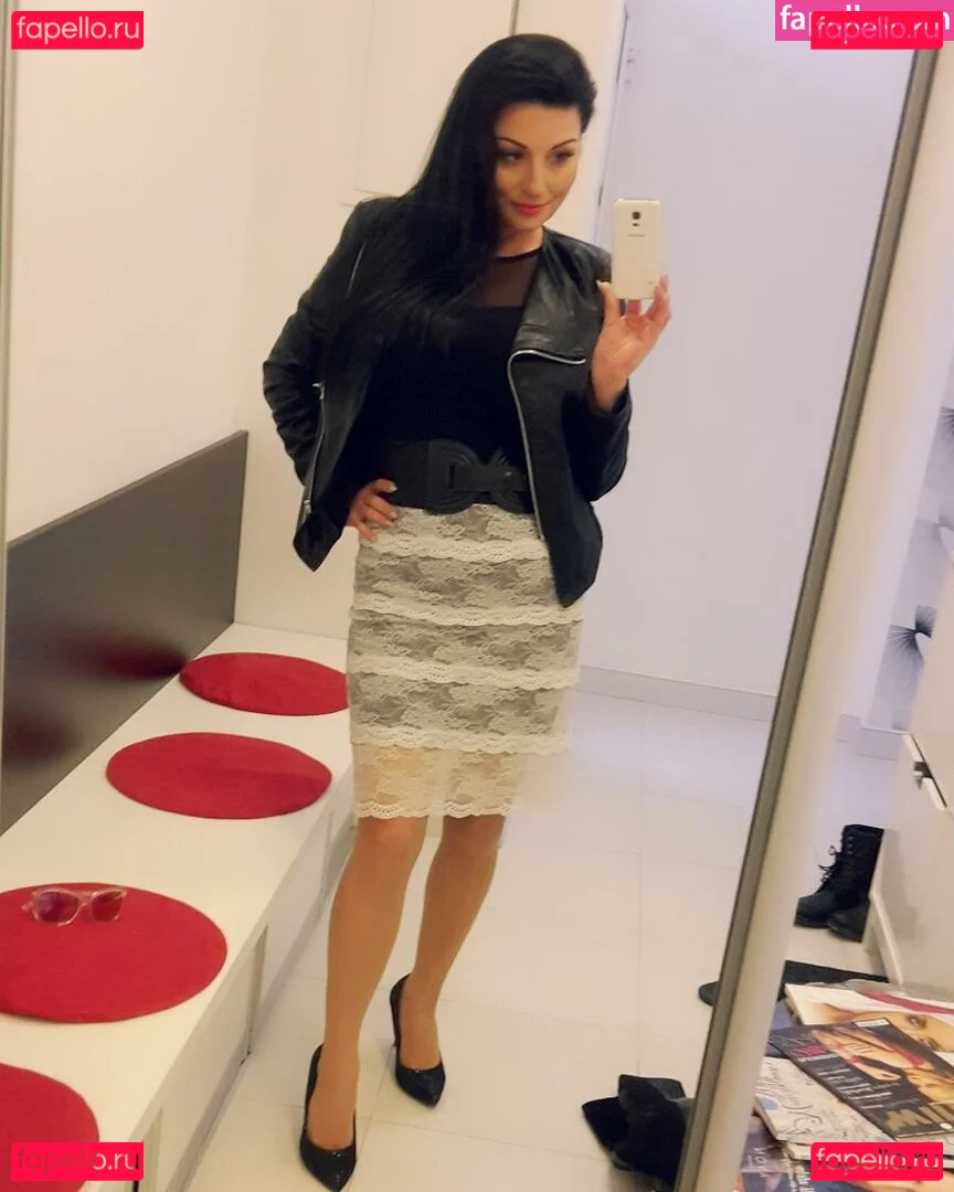 Rita Kyslinger Onlyfans Photo Gallery 