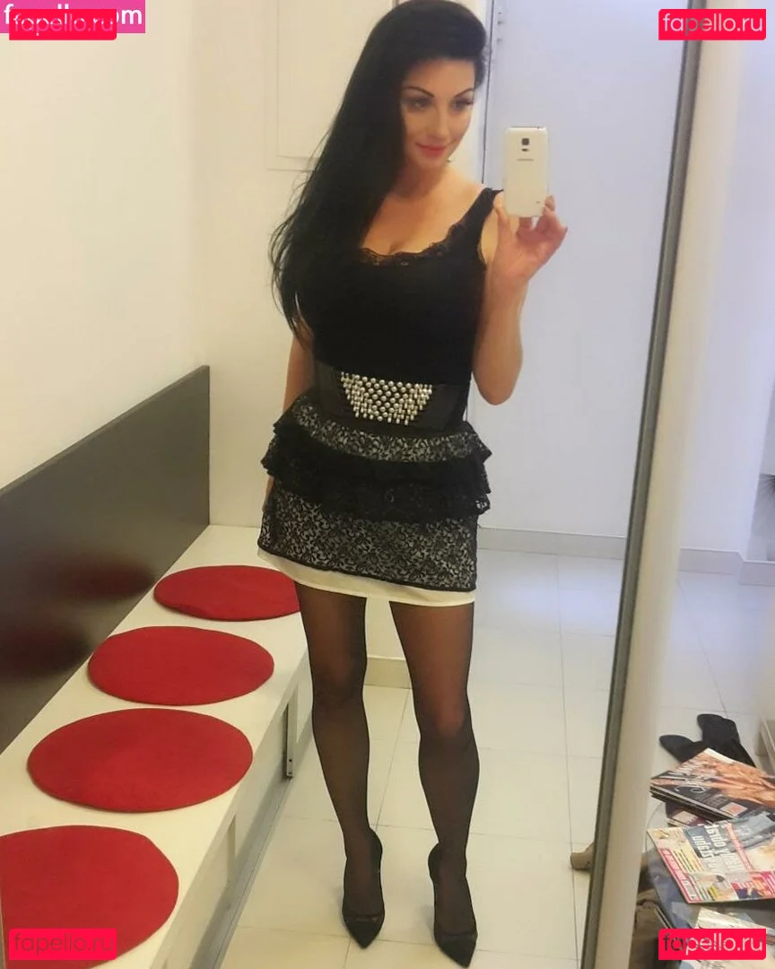 Rita Kyslinger Onlyfans Photo Gallery 