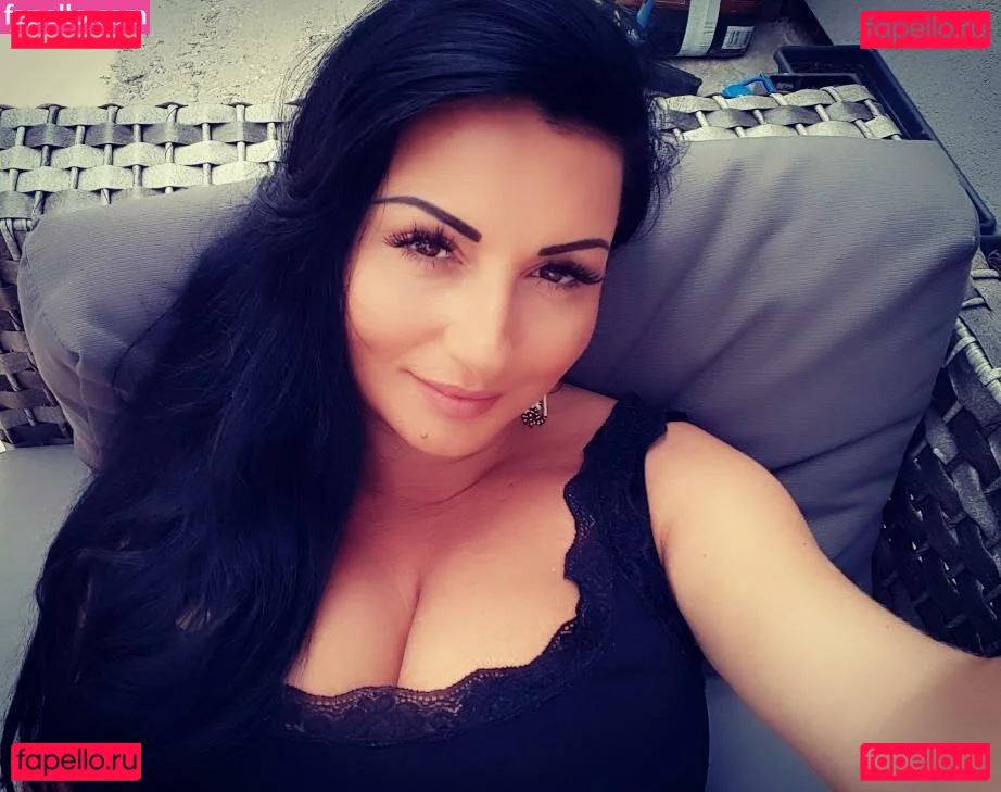 Rita Kyslinger Onlyfans Photo Gallery 