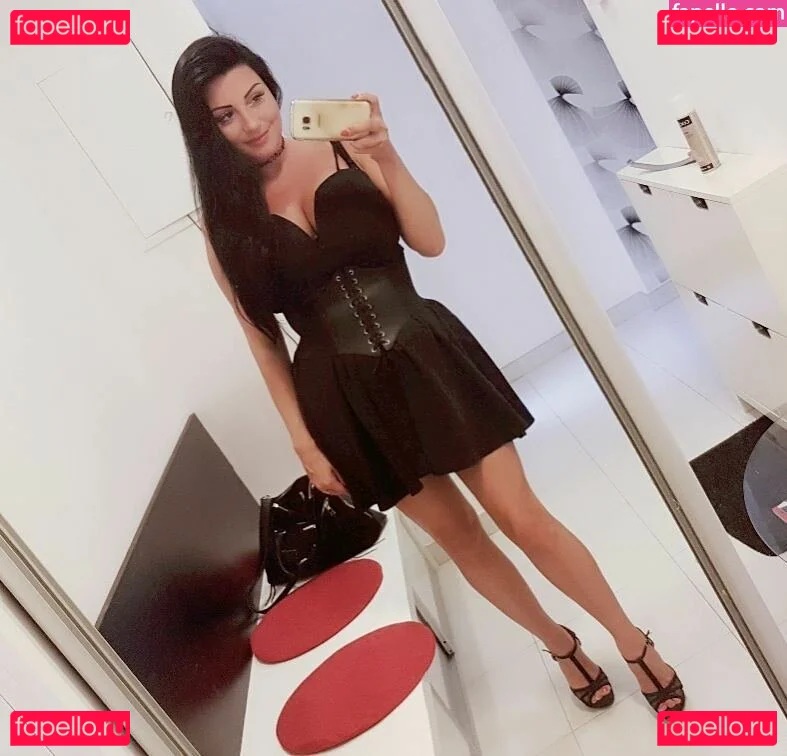 Rita Kyslinger Onlyfans Photo Gallery 