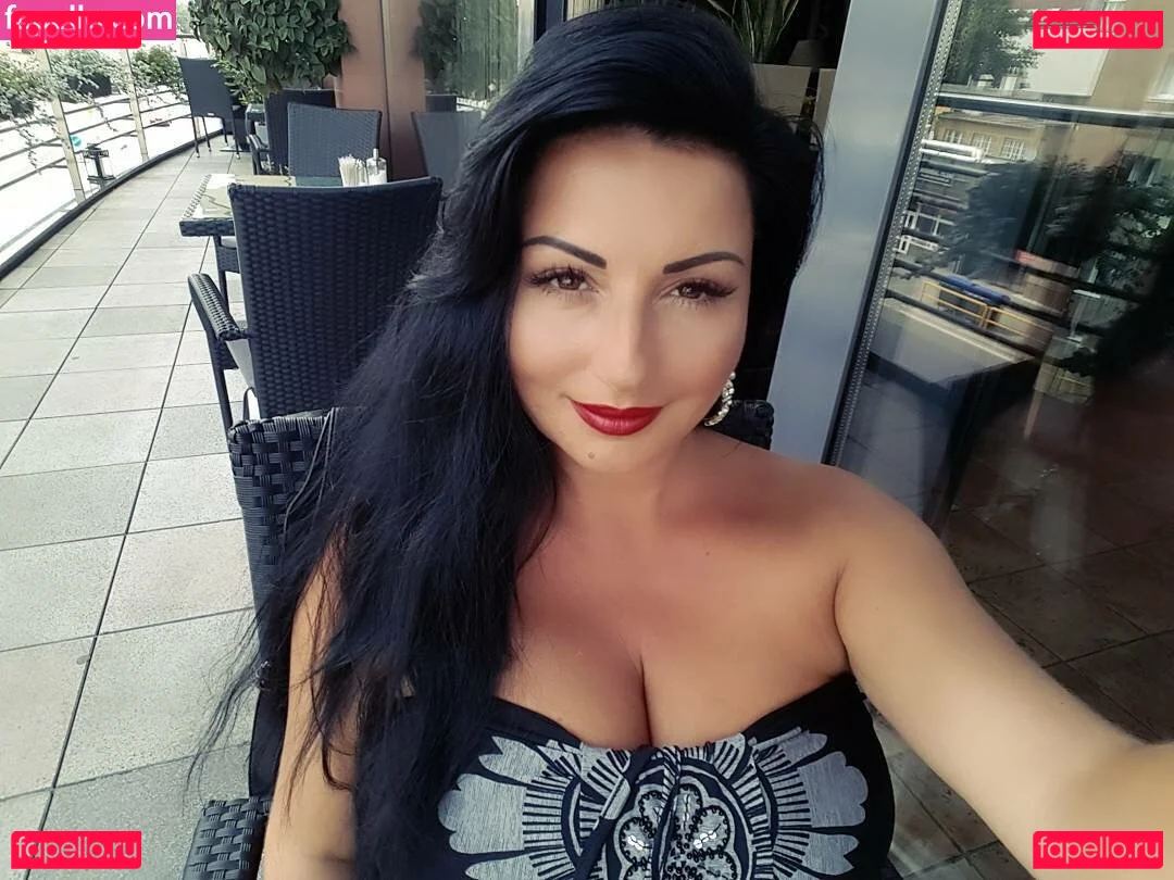 Rita Kyslinger Onlyfans Photo Gallery 