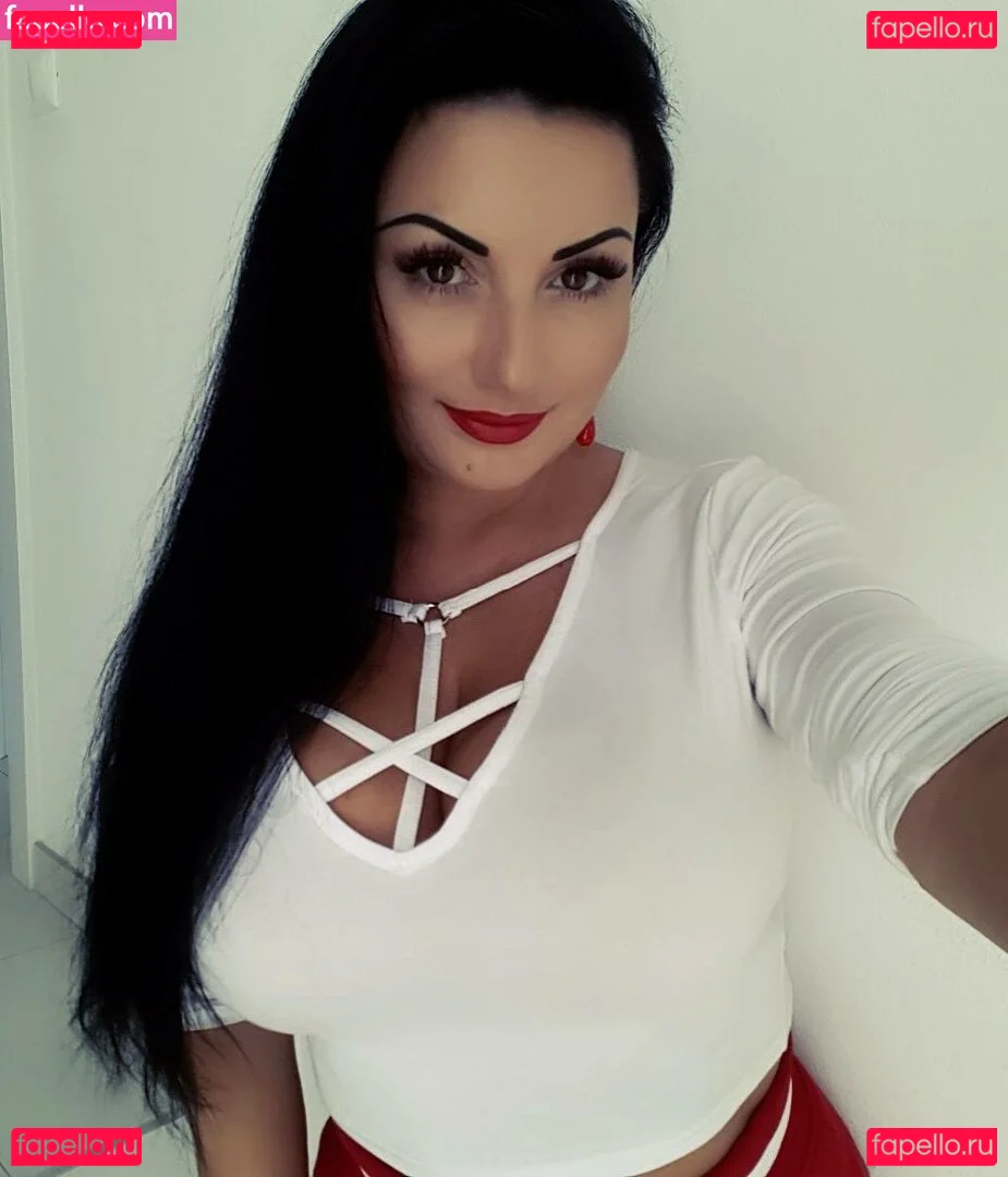 Rita Kyslinger Onlyfans Photo Gallery 