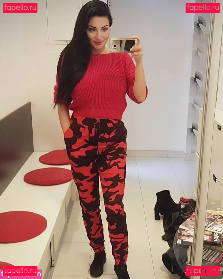 Rita Kyslinger Onlyfans Photo Gallery 