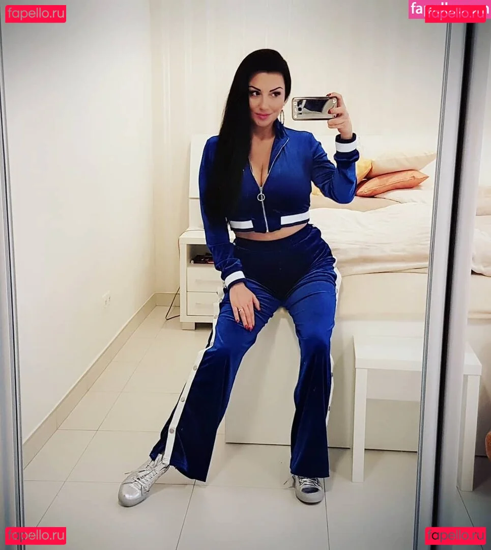 Rita Kyslinger Onlyfans Photo Gallery 