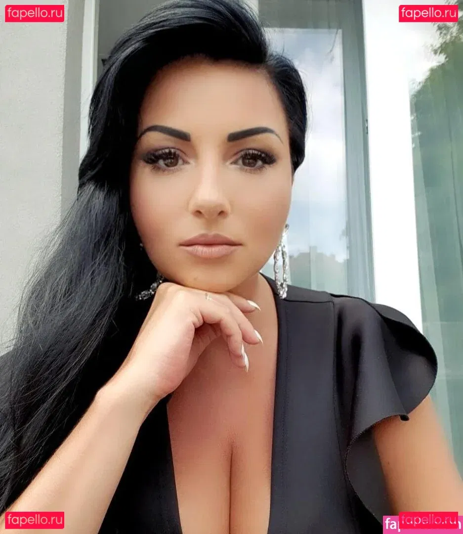 Rita Kyslinger Onlyfans Photo Gallery 