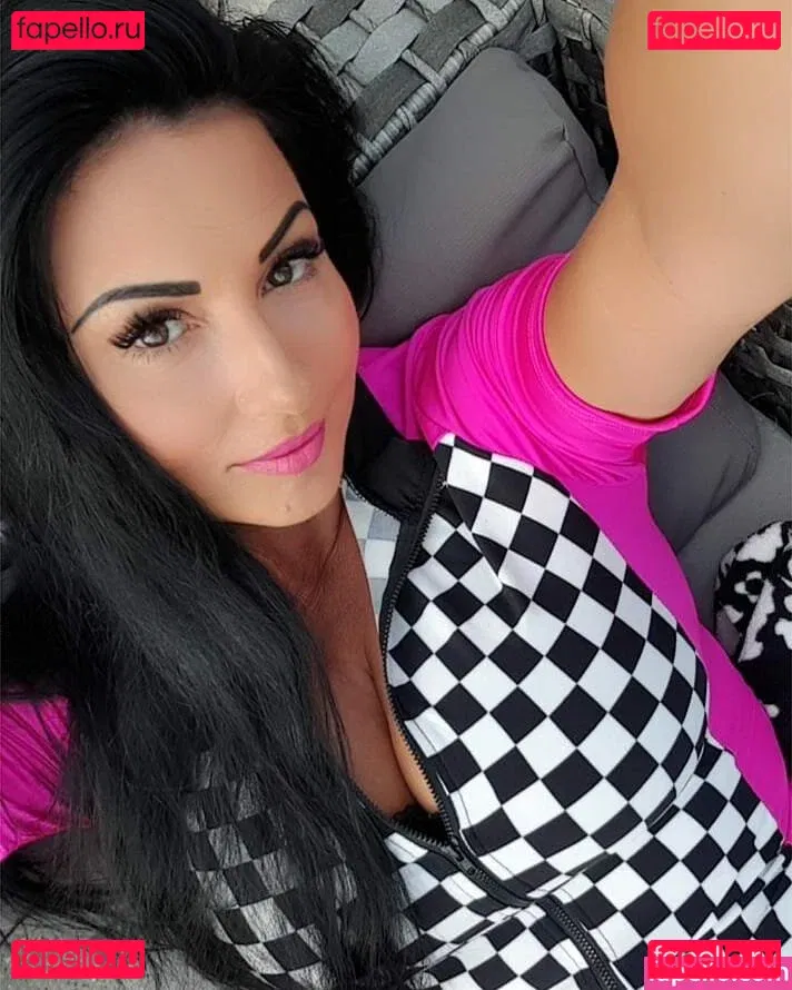 Rita Kyslinger Onlyfans Photo Gallery 