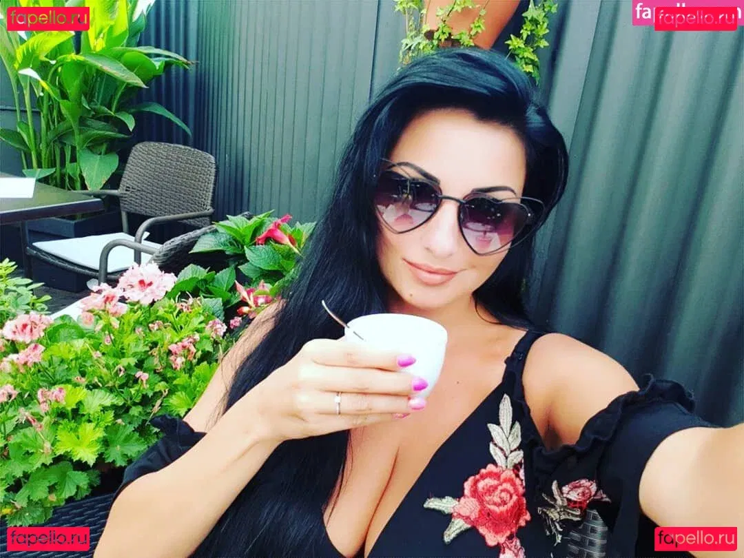 Rita Kyslinger Onlyfans Photo Gallery 