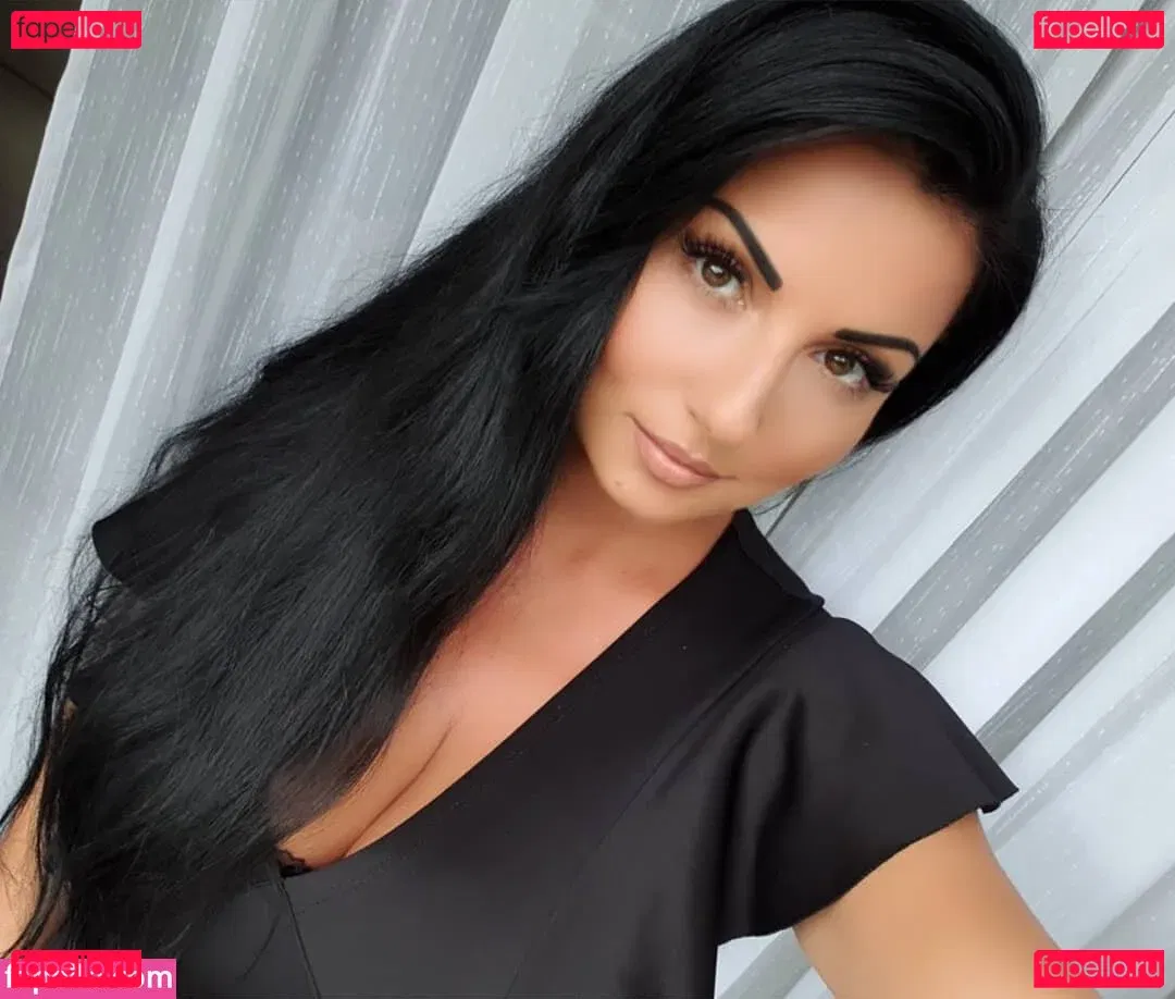 Rita Kyslinger Onlyfans Photo Gallery 