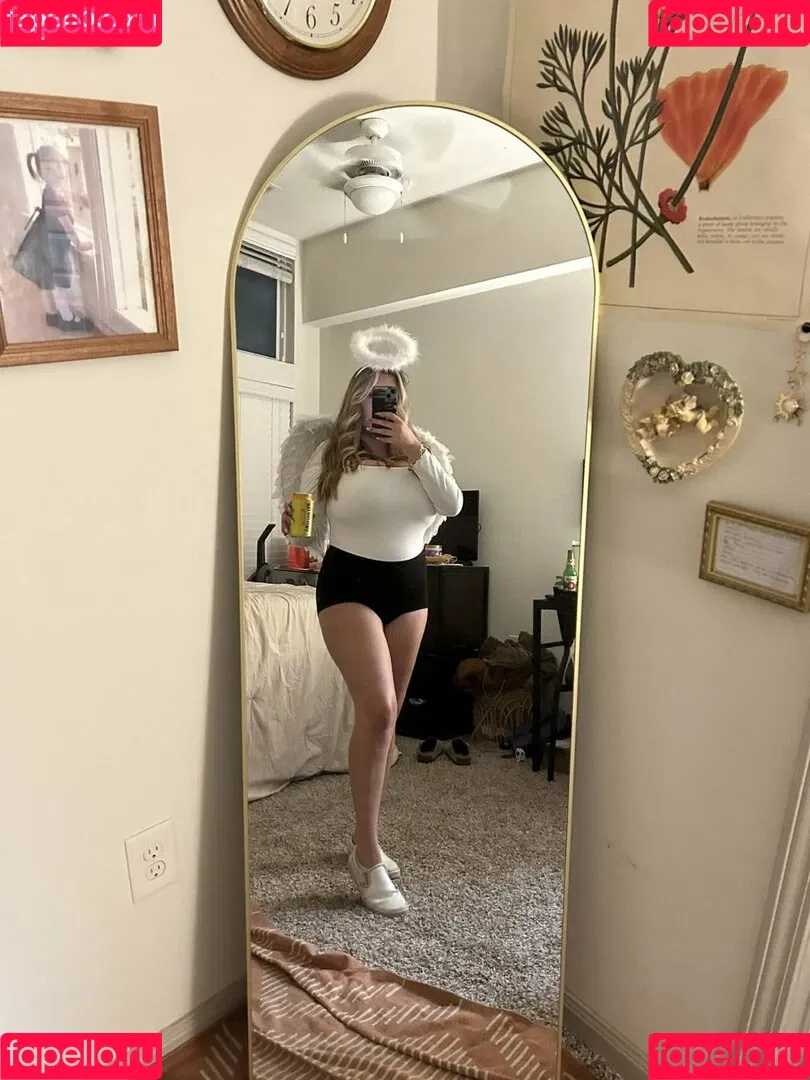 Hayley L Onlyfans Photo Gallery 