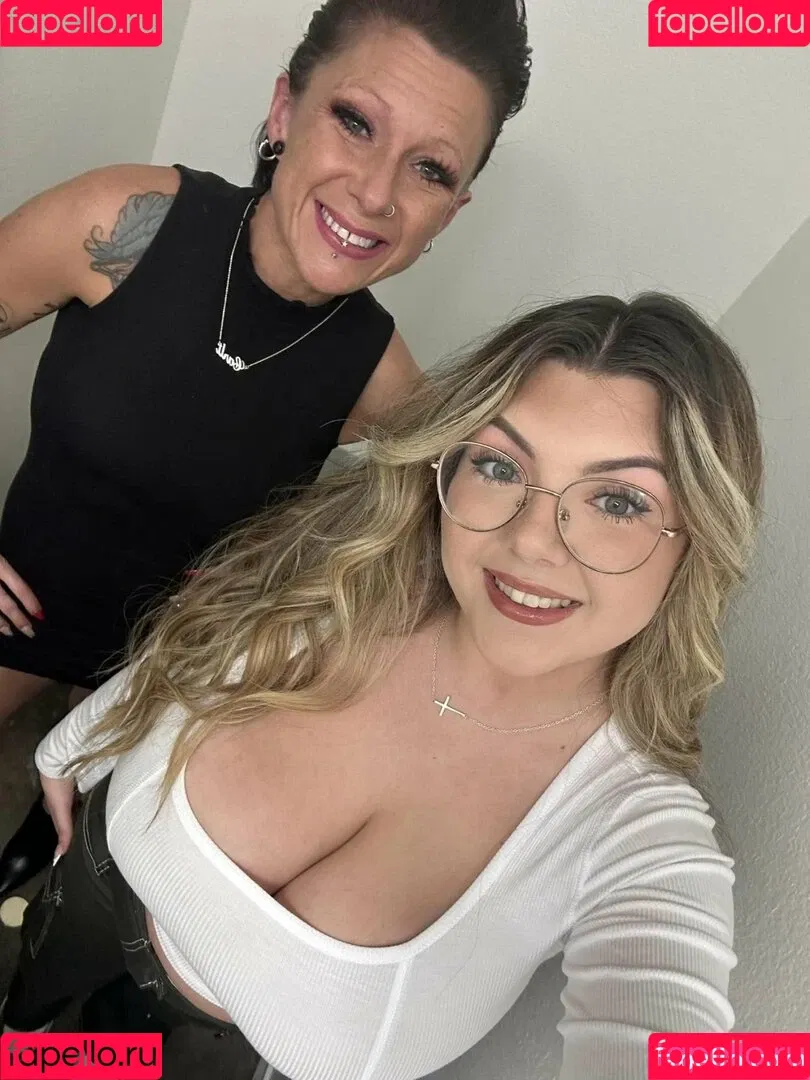 Hayley L Onlyfans Photo Gallery 
