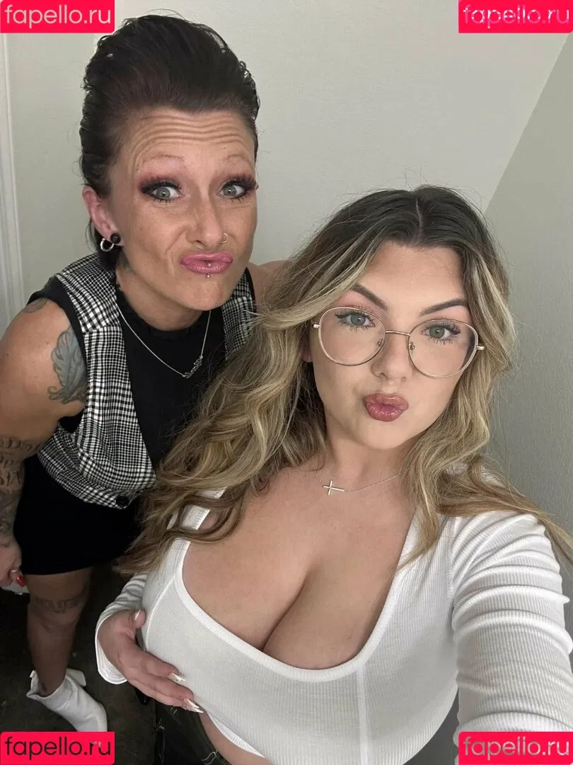 Hayley L Onlyfans Photo Gallery 