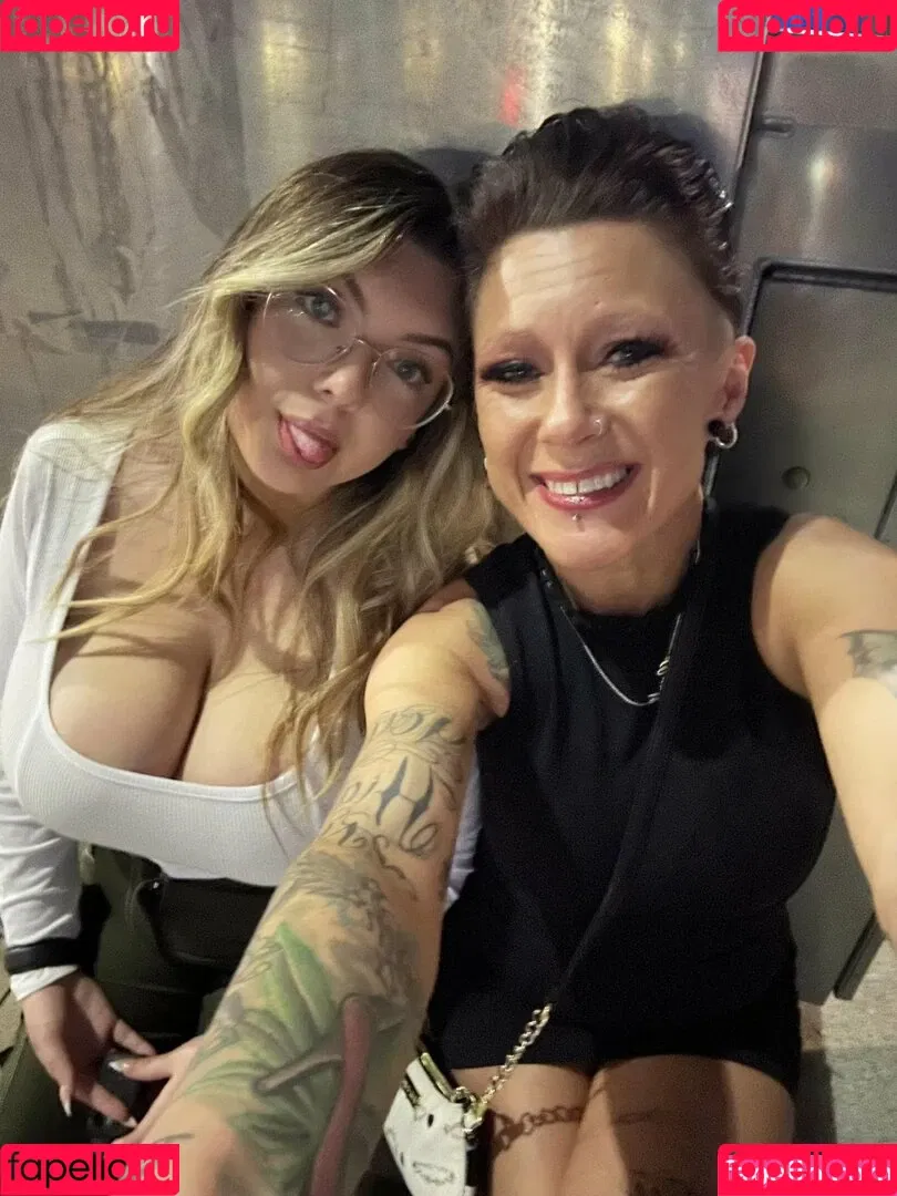 Hayley L Onlyfans Photo Gallery 