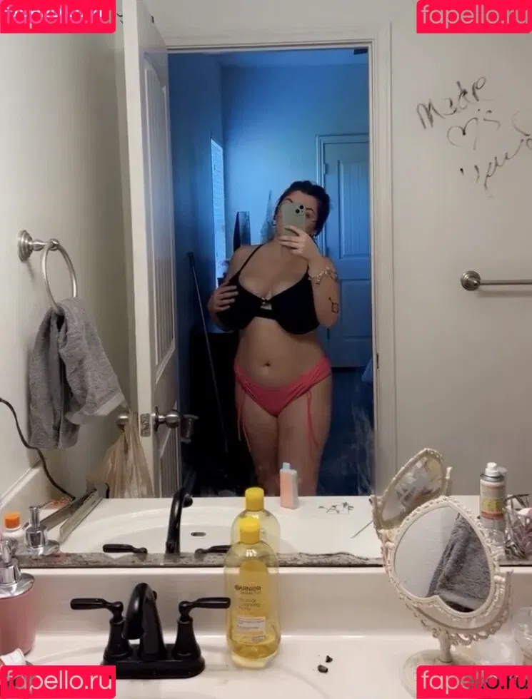 Hayley L Onlyfans Photo Gallery 