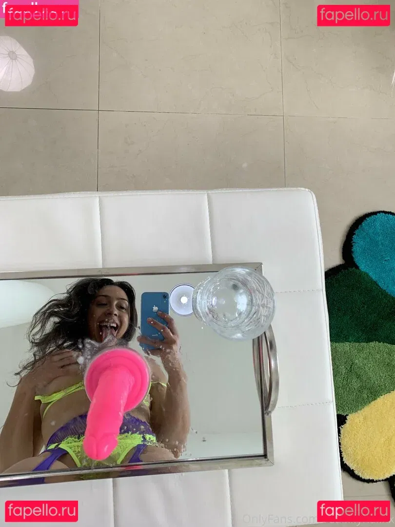 Hayley L Onlyfans Photo Gallery 