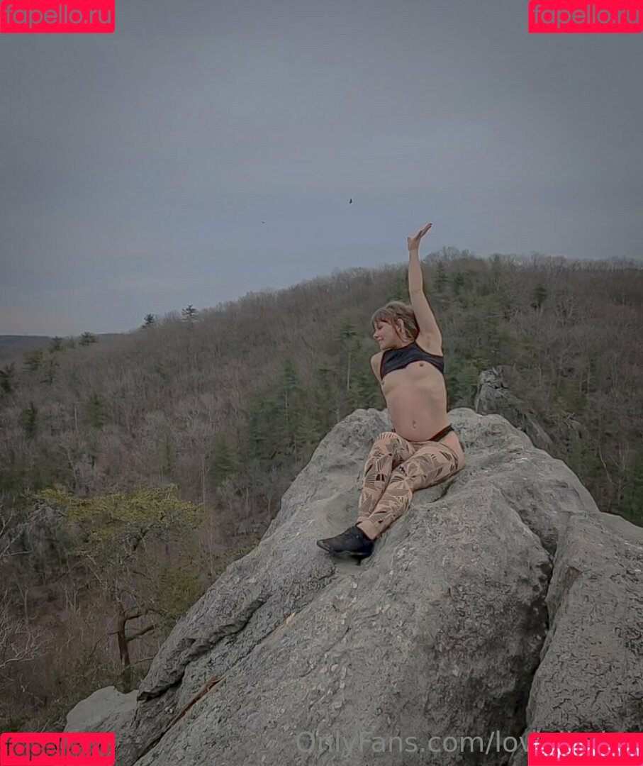 lovlylindss Onlyfans Photo Gallery 