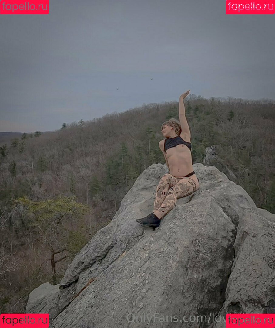 lovlylindss Onlyfans Photo Gallery 