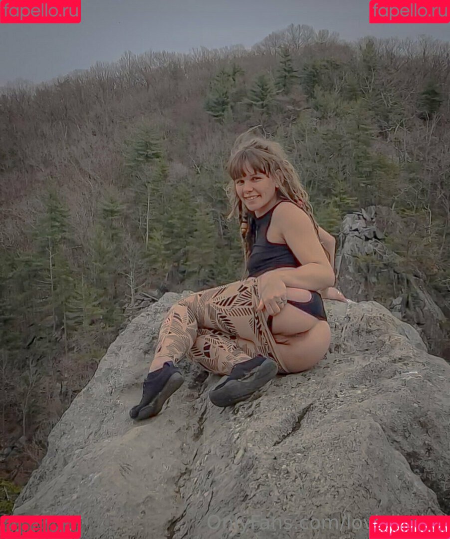 lovlylindss Onlyfans Photo Gallery 