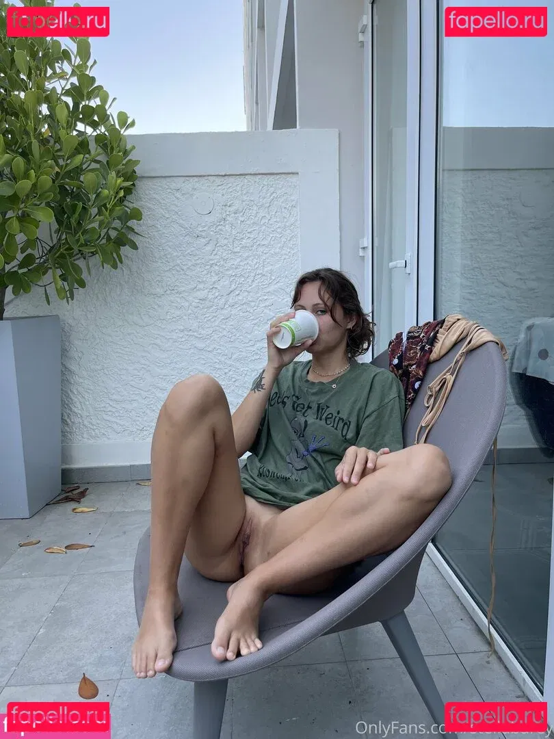 stellabarey Onlyfans Photo Gallery 