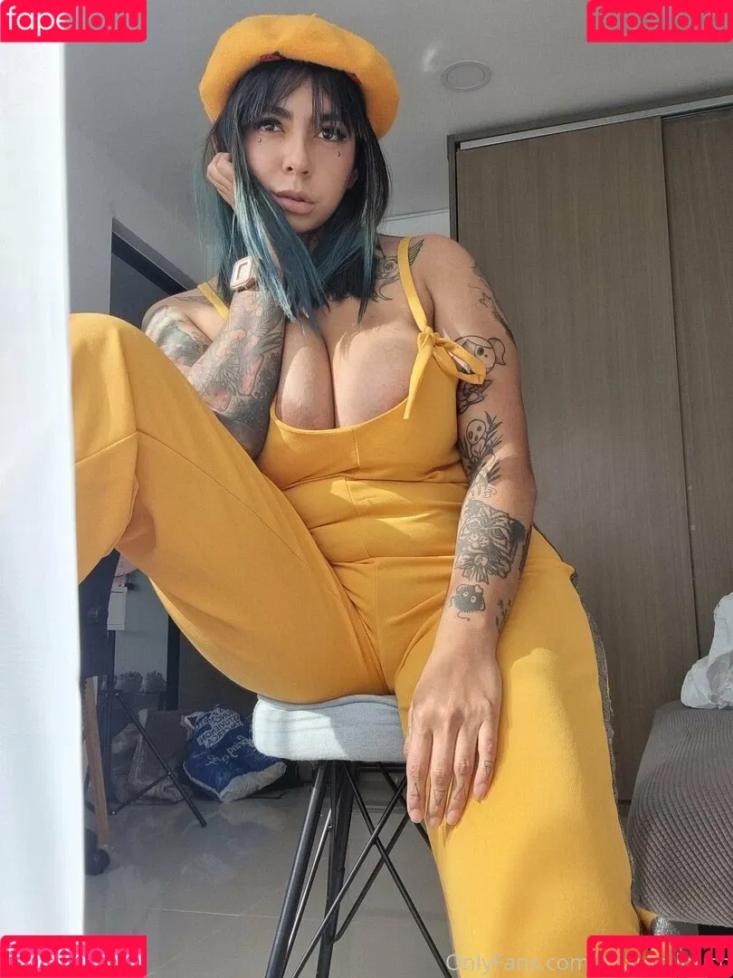 miaumiloucb Onlyfans Photo Gallery 