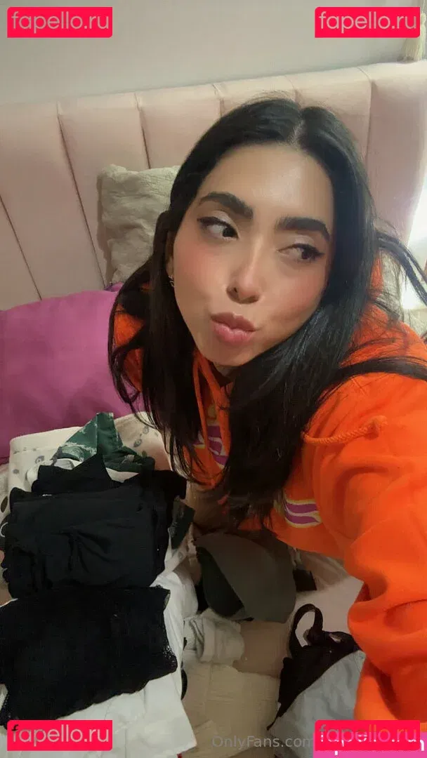 miaumiloucb Onlyfans Photo Gallery 