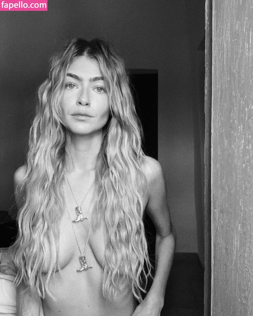 Eve Delf Onlyfans Photo Gallery 