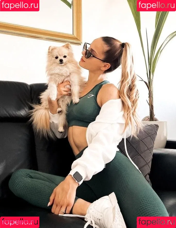 Amelie Kollek Onlyfans Photo Gallery 