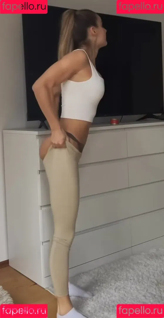 Amelie Kollek Onlyfans Photo Gallery 