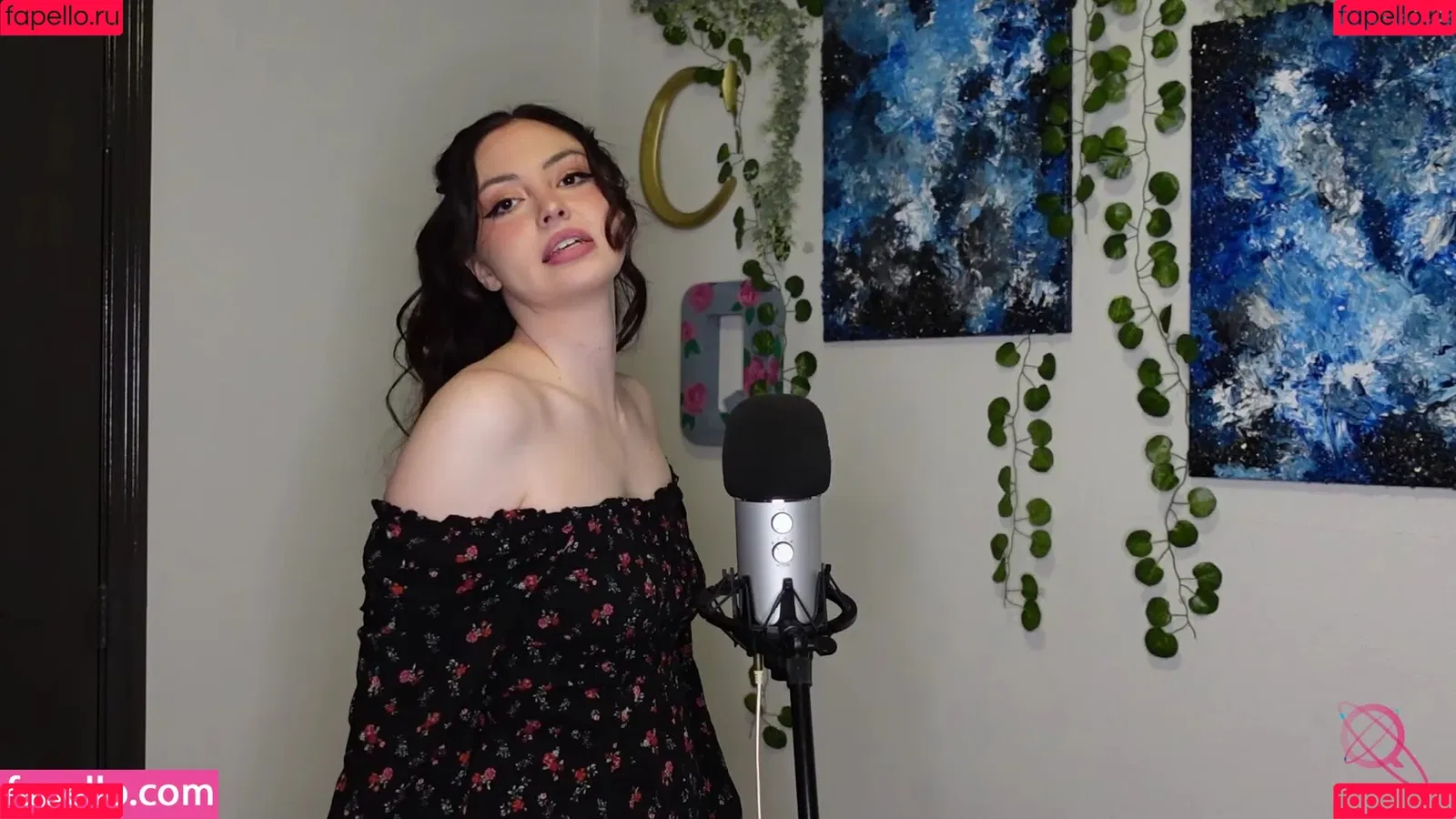 Quantum ASMR Onlyfans Photo Gallery 
