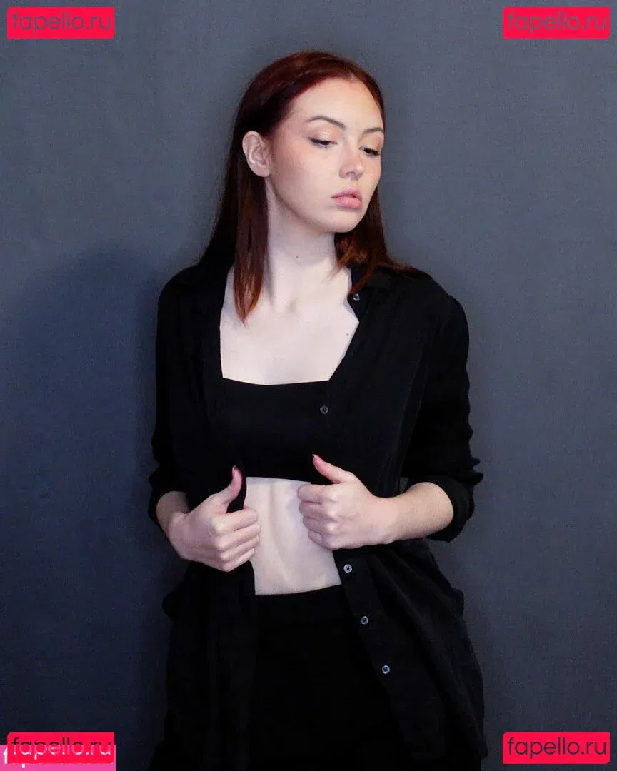 Quantum ASMR Onlyfans Photo Gallery 