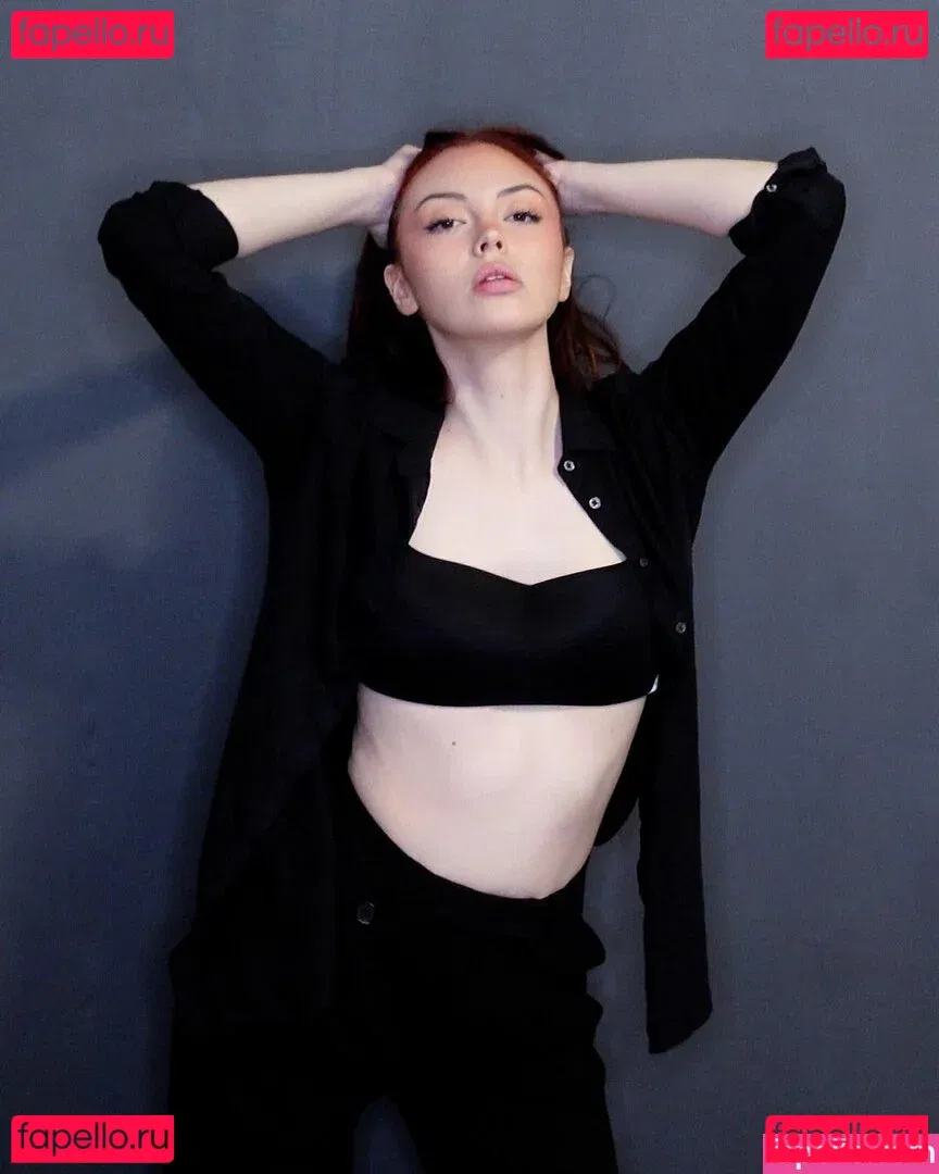 Quantum ASMR Onlyfans Photo Gallery 