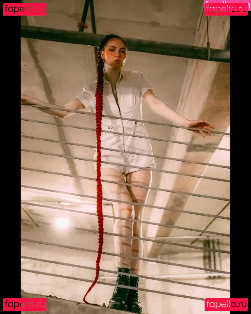 Quantum ASMR Onlyfans Photo Gallery 