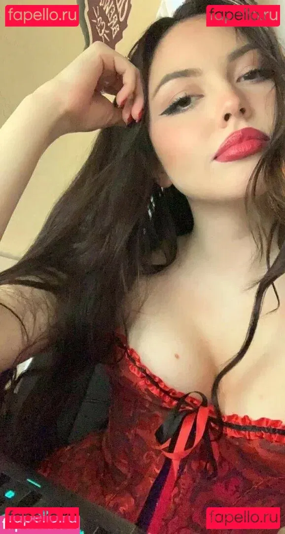 Quantum ASMR Onlyfans Photo Gallery 