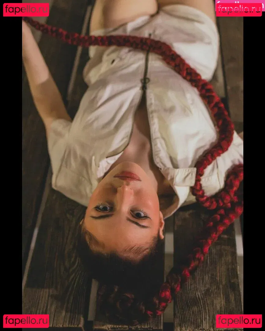 Quantum ASMR Onlyfans Photo Gallery 