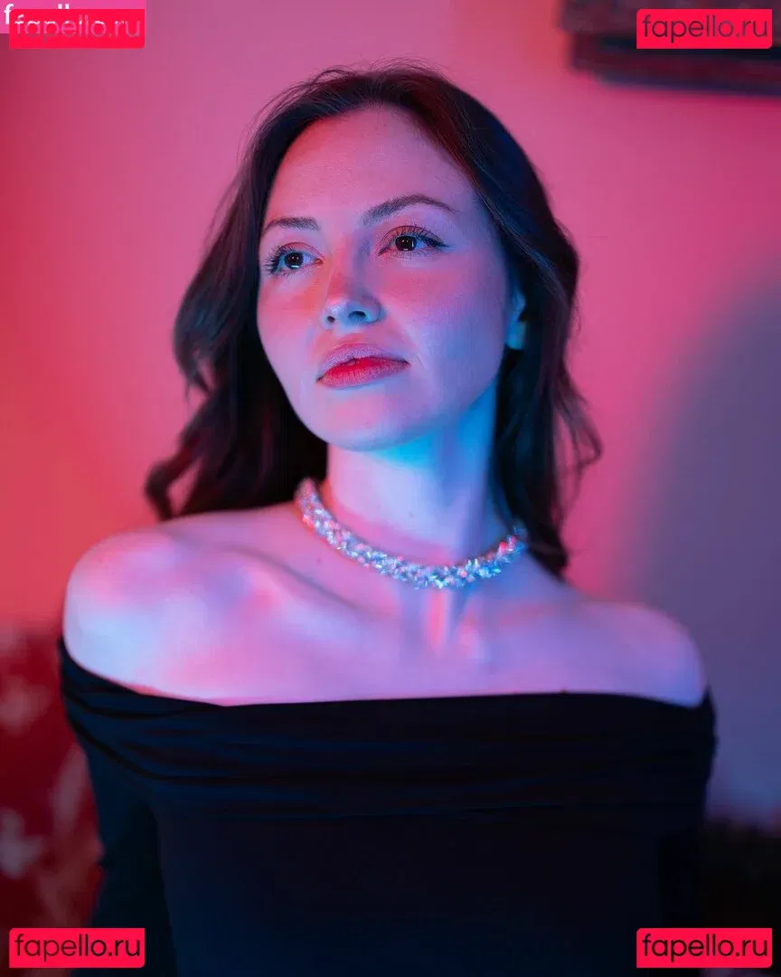 Quantum ASMR Onlyfans Photo Gallery 