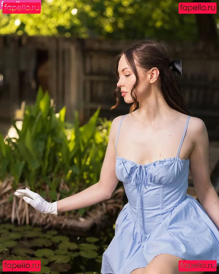 Quantum ASMR Onlyfans Photo Gallery 