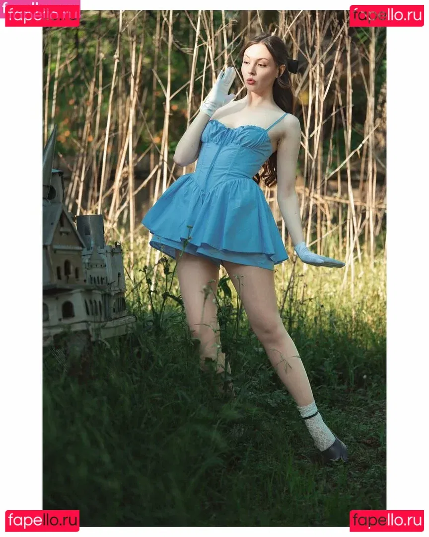 Quantum ASMR Onlyfans Photo Gallery 