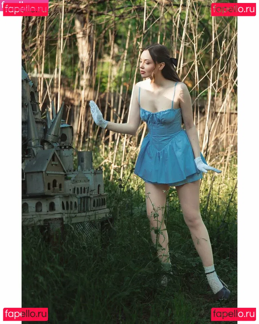 Quantum ASMR Onlyfans Photo Gallery 